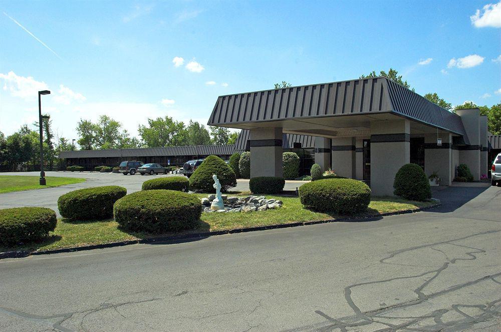 Best Western Gateway Adirondack Inn Utica Exterior photo