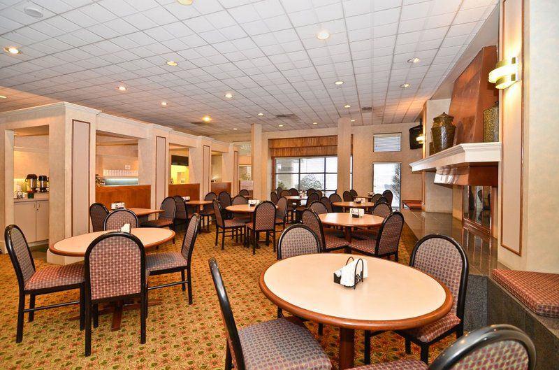 Best Western Gateway Adirondack Inn Utica Restaurant photo